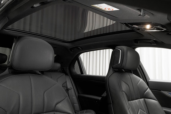 BMW i7 20 of 30