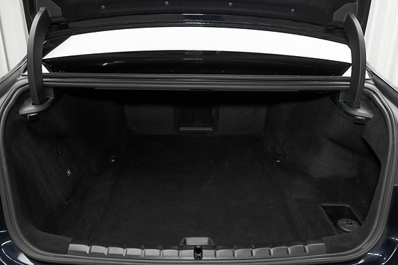 BMW i7 15 of 30