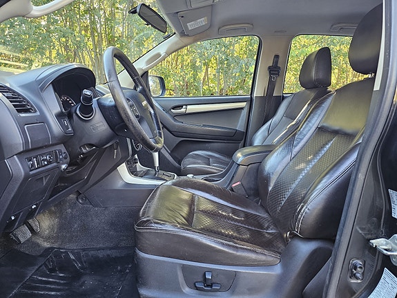 Isuzu D-max 5 of 26
