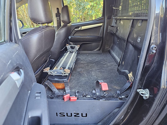 Isuzu D-max 22 of 26