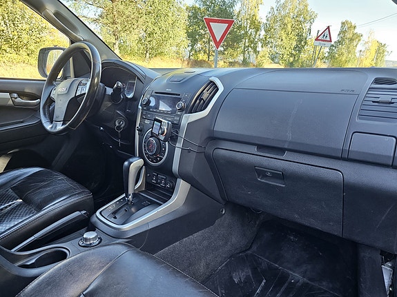 Isuzu D-max 15 of 26