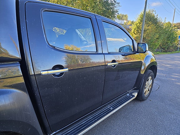 Isuzu D-max 10 of 26