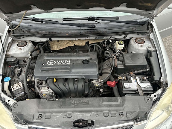 Toyota Corolla 13 of 24