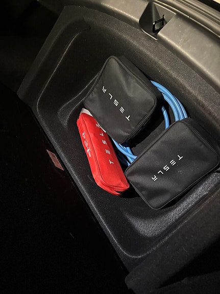 Tesla Model Y 20 of 30