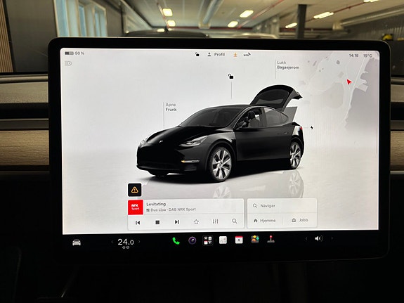 Tesla Model Y 26 of 30