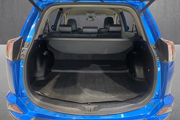 Toyota RAV4 17 of 18