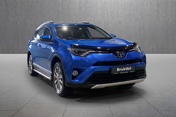 Toyota RAV4 7 of 18