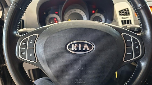 Kia Ceed 9 of 16