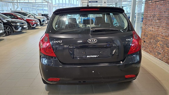 Kia Ceed 4 of 16
