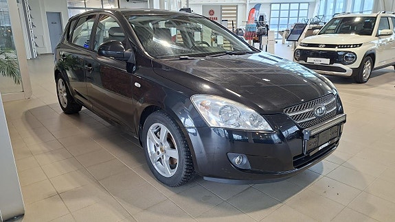 Kia Ceed 5 of 16