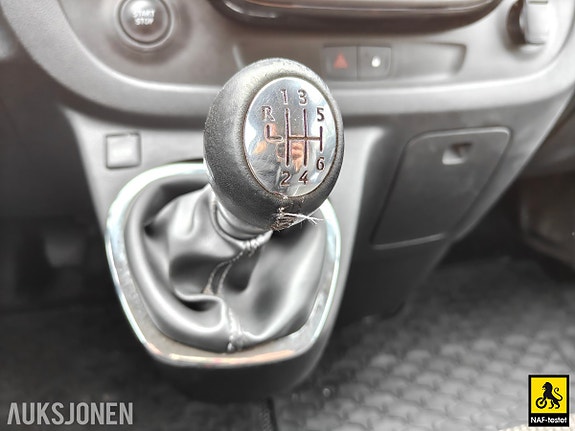 Opel Vivaro 15 of 30