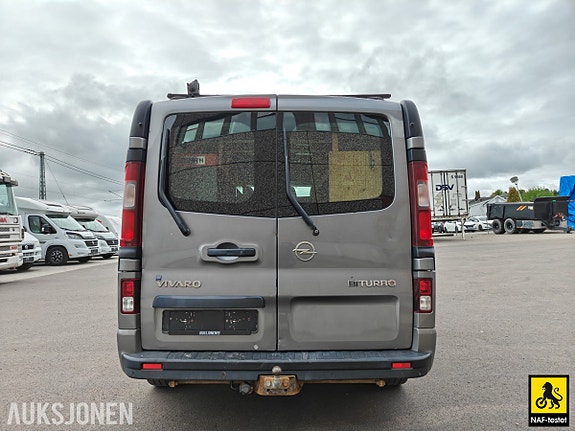 Opel Vivaro 5 of 30