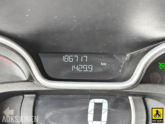 Opel Vivaro 25 of 30