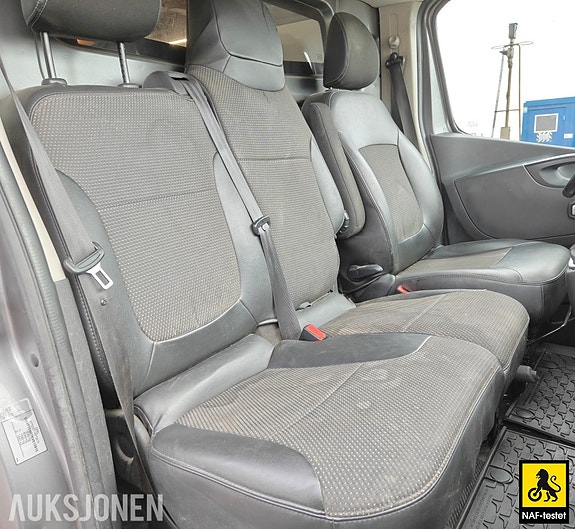 Opel Vivaro 14 of 30