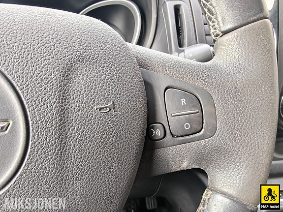 Opel Vivaro 22 of 30