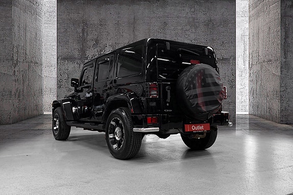 Jeep Wrangler 4 of 13