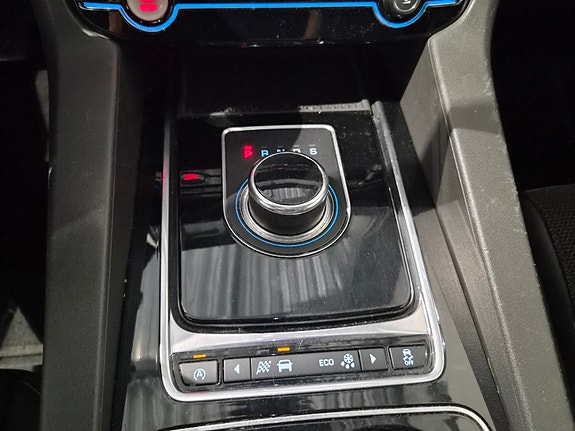 Jaguar F-PACE 24 of 30