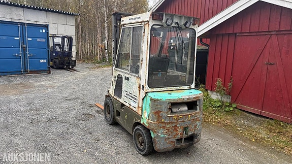 Mitsubishi FD-18 TAC gaffeltruck m/ lukket førerhytte 5 of 22