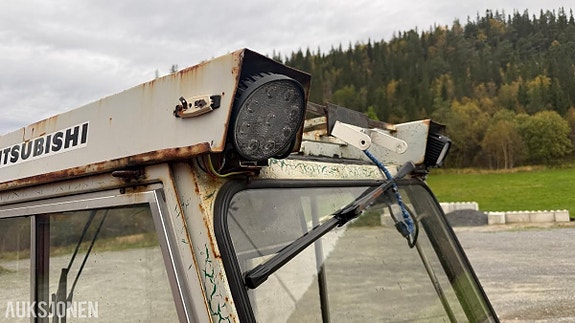 Mitsubishi FD-18 TAC gaffeltruck m/ lukket førerhytte 12 of 22