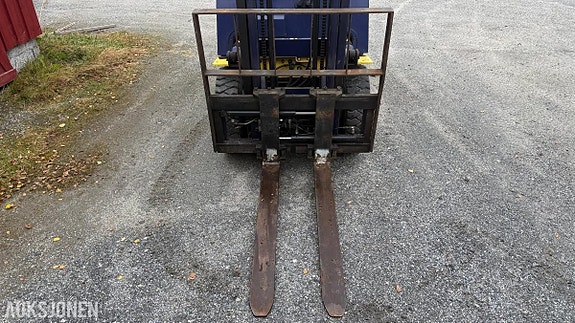 Komatsu FD25T-12 gaffeltruck, 2,5 tonn m/ sideforskyver 7 of 28