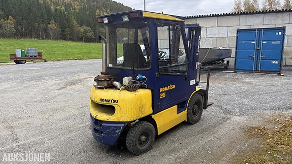 Komatsu FD25T-12 gaffeltruck, 2,5 tonn m/ sideforskyver 3 of 28