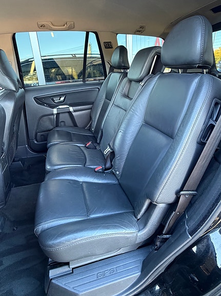 Volvo XC90 13 of 22