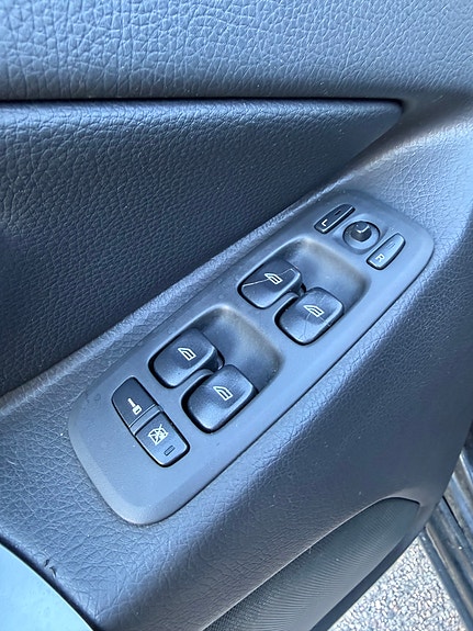 Volvo XC90 15 of 22