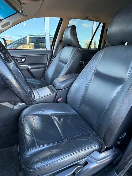 Volvo XC90 11 of 22