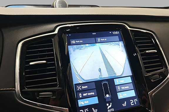 Volvo XC90 27 of 30