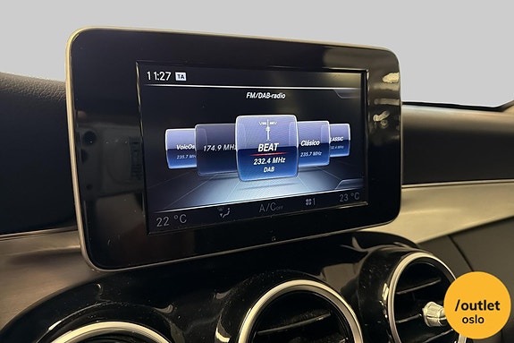 Mercedes-Benz C350 18 of 30