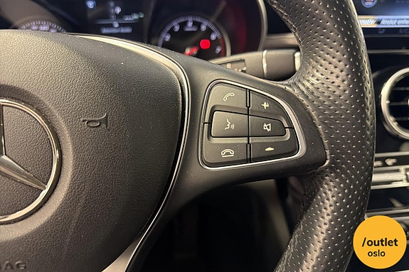 Mercedes-Benz C350 23 of 30