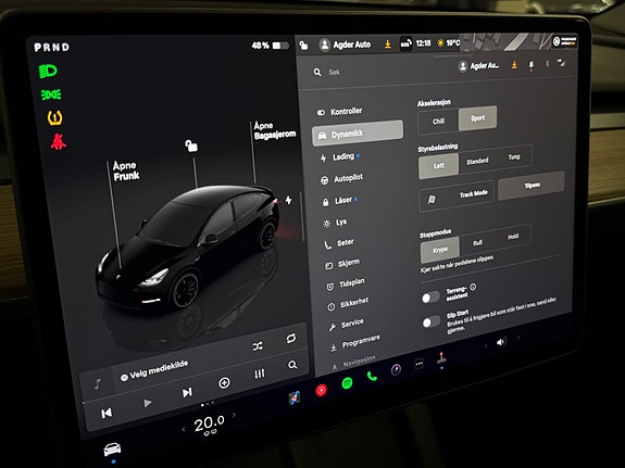 Tesla Model Y 26 of 30