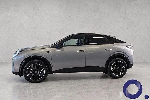 Peugeot e-3008 2 of 30