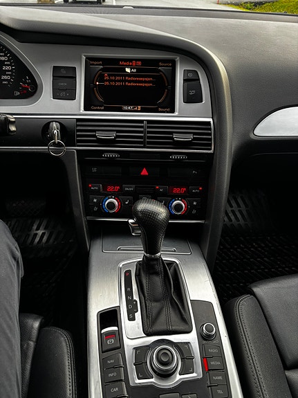 Audi A6 13 of 30