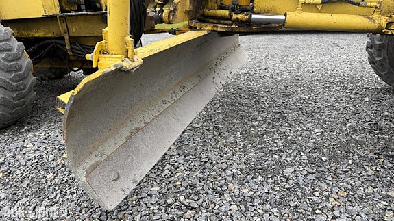 Andre Laser-Grader veihøvel/planeringsmaskin med laserstyring – 1 125 t 11 of 30