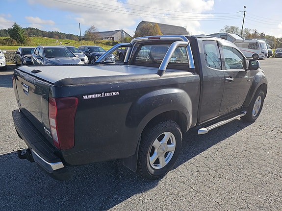 Isuzu D-max 5 of 12