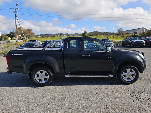 Isuzu D-max 6 of 12