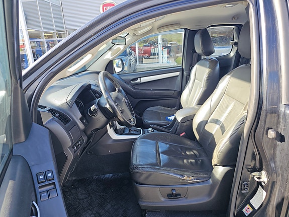 Isuzu D-max 9 of 12