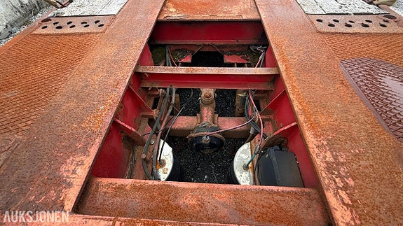 Vang Semitrailer 16 of 25