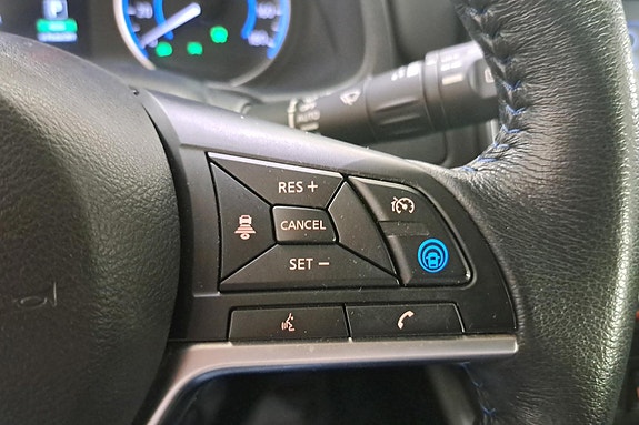 Nissan Leaf 16 of 26