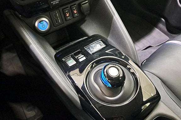 Nissan Leaf 14 of 26