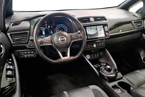 Nissan Leaf 6 of 26