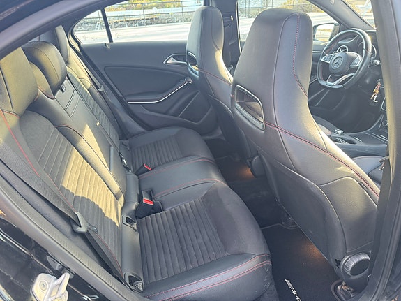 Mercedes-Benz A180 10 of 11