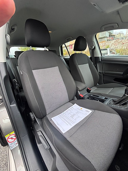 Volkswagen Golf VII 10 of 29