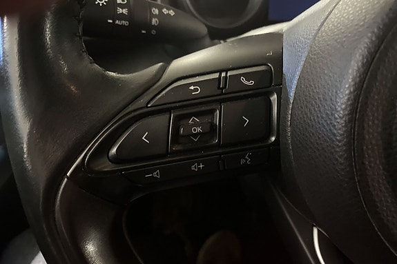 Toyota Yaris 16 of 21