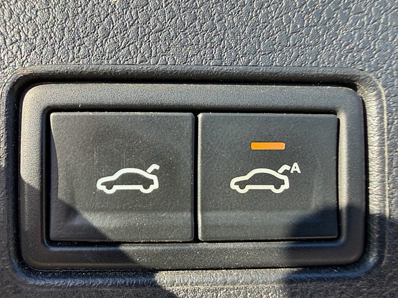 Volkswagen Passat 10 of 24
