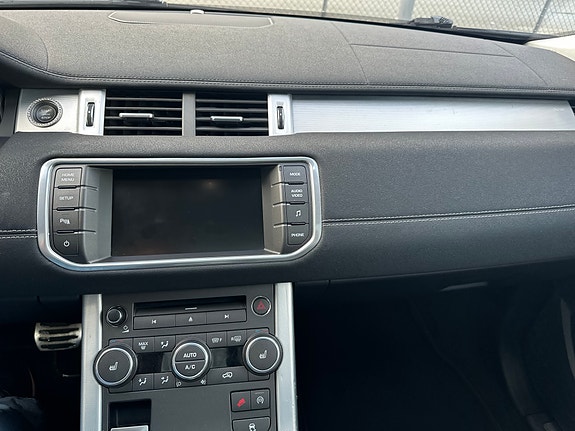 Land Rover Range Rover 11 of 27