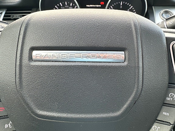 Land Rover Range Rover 14 of 27