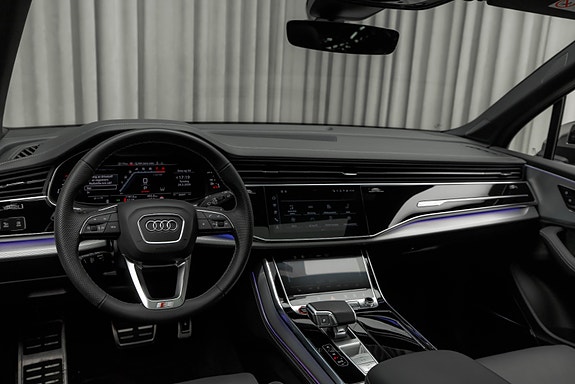 Audi SQ7 22 of 30