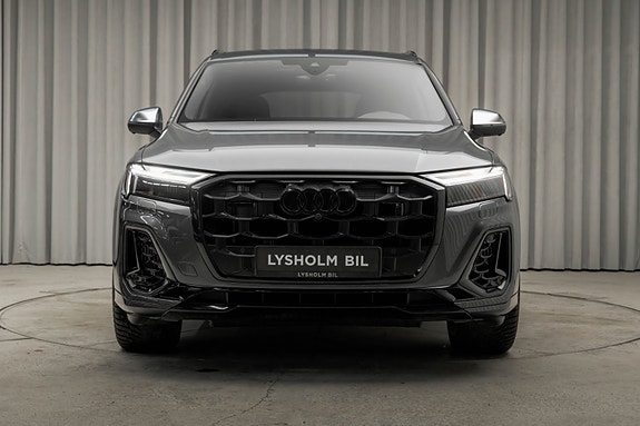 Audi SQ7 5 of 30